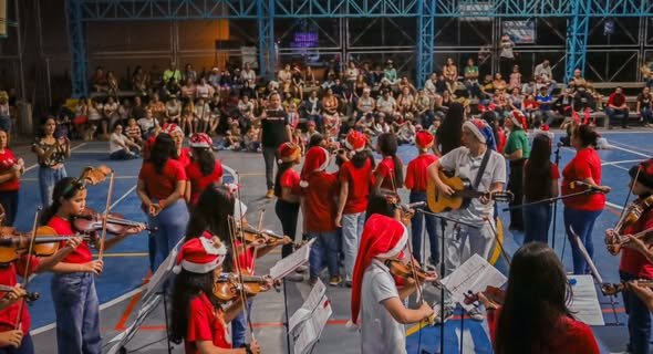NAVIDAD, UNIÓN Y ALEGRÍA EN VILLA LUCÍA Entre sonrisas y tradición, la