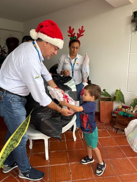 CON LOS NIÑOS DE LOS BARRIOS LA ALBORADA, BARÚ, LA ESPERANZA, SAN