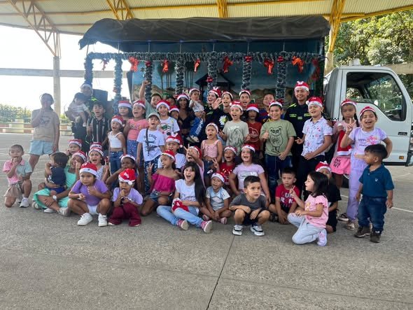 NAVIDAD EN LA VEREDA EL DIAMANTE. Hoy se llevó a cabo la
