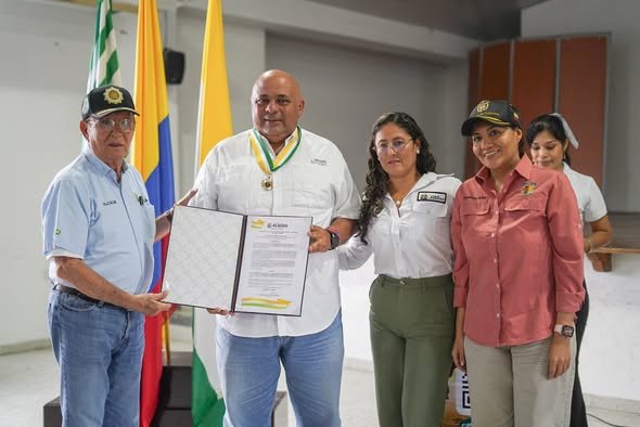¡ACACÍAS, REFERENTE NACIONAL EN TRANSFORMACIÓN Y GOBIERNO DIGITAL! Con orgullo y gratitud,