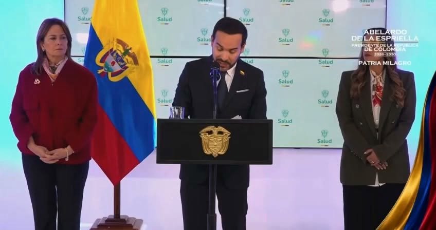 En la visita que realizó al Ministerio de Salud, el presidente Abelardo