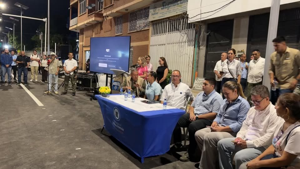 #AEstaHora | El alcalde Alexander Baquero realiza la entrega de la segunda